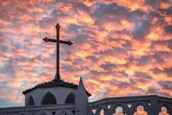 El otro virus chino: se incrementa en el país asiático la persecución a la religión 1 Cruz 1