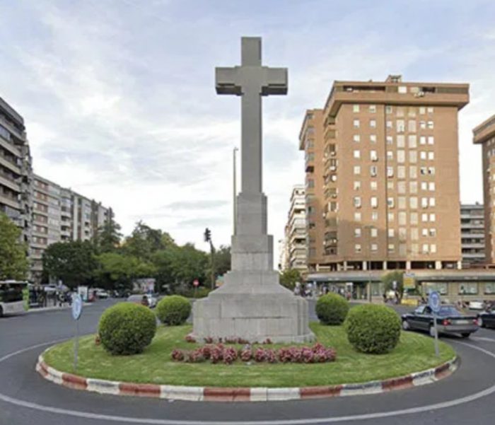 Cruz de Plaza América de Cáceres, España. 