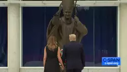 Ningún obispo en los EE.UU. secundó las críticas del Arzobispo de Washington a Trump 1 Trump