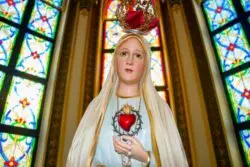 Fátima: Un mensaje puntiagudo e incómodo, tantas veces silenciado o deformado 2 Nuestra Senora de Fatima 2