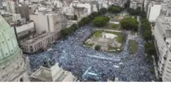 La manifestación provida en Argentina del sábado fue impresionante 2 manifestacion anti aborto buenos aires