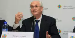 El intelectual español Daniel Arasa se queja de que los sacerdotes no promueven la confesión 3 danielarasa