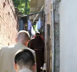 En EE.UU. las diócesis que más han sufrido económicamente son las más pobres 2 Comunidad pobre 2