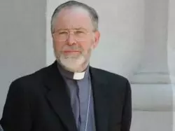 Obispo de Punta Arenas, Chile, clamó en su momento por la desobediencia civil ante restricciones a la misa 2 Monsenor BAstres