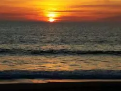 La Parábola de las Dos Felicidades, la felicidad buena y la ‘felicidad’ mala 2 atardecer