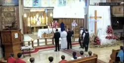 Policía en Londres impidió ceremonia de Viernes Santo en parroquia de los polacos 1 Viernes Santo parroquia polacos londres