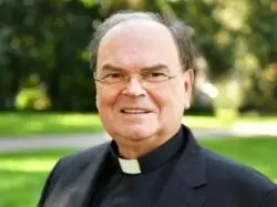Obispo de Augsburgo se dice abierto a bendición de uniones homosexuales 2 Obispo de Augsburgo 2