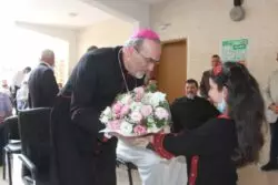 Mientras el Patriarca Pizzaballa visitaba Gaza, ocurrían bombardeos 2 Patriarca Pizzaballa