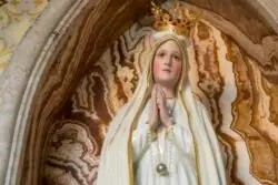 Afganistán fue consagrado a la Virgen de Fátima en el centenario de las apariciones 2 Nuestra Senora de Fatima