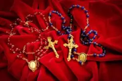 ¿Por qué el mes de octubre está dedicado al Santo Rosario? 2 Rosario 1