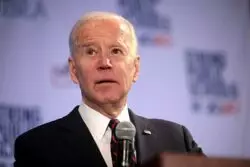 El católico y abortista Biden, se duerme en público, dice inconexidades, y otras cosas... 2 Biden