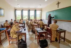 Acuerdo entre Cardenal Damasceno y padres de menores en los Heraldos del Evangelio: Un “parte jurídico de tranquilidad” 3 Colegios 2
