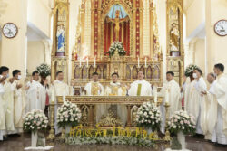 Igreja no Vietna ordena 38 novos sacerdotes missionarios 3 700x467 1