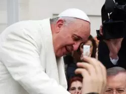 Papa ya está en el Vaticano, después de su viaje a Chipre y Grecia 2 Papa