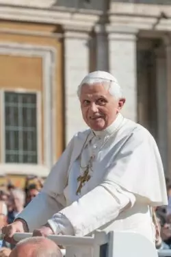 Papa emérito se ratifica: no destinó a sacerdote pedófilo a cargo pastoral 2 Benedicto XVI
