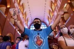 Peregrinación Nacional del Rosario de Hombres reúne a 25.000 en Santuario de Aparecida, en Brasil 3 Romaria Nacional do Terco dos Homens reune 25 mil no Santuario de Aparecida