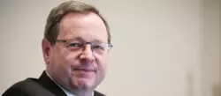 Presidente de episcopado alemán responde a obispos que dicen que Camino Sinodal va al cisma 2 Mons Batzing