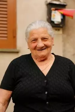 Aceptar y acoger la vulnerabilidad propia de los ancianos, clamó el Papa 2 73303 20150507 GK