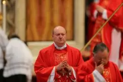 El Papa aceptaría pronto renuncia de jefes de dicasterios vaticanos mayores de 75 años 2 86147 20150524 GK 2
