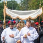 Milhoes de poloneses participam das procissoes de Corpus Christi 1