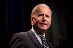 “Católico” Biden firma orden ejecutiva para “proteger” el ‘derecho’ al aborto 2 800px Joe Biden 48651180272