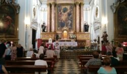 Sangue de Sao Pantaleao volta a se liquefazer em Mosteiro na Espanha 2 700x408 1