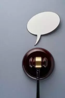 ¿Comienza criminalización 'vía judicial' del clero en Nicaragua? 2 eskay lim nhPSp2wB5do unsplash
