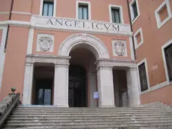 Universidad Angelicum de Roma acoge congreso sobre las enseñanzas de Santo Tomás de Aquino 2 Papa Francisco elogia criacao de Instituto Sao Joao Paulo II na Universidade Angelicum de Roma 2