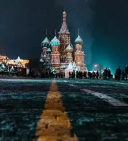 Rusia: Católicos abandonan el país ante el reclutamiento militar forzoso 2 nikita karimov lvJZhHOIJJ4 unsplash e1664140372440