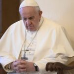 Papa Francisco condena ataque terrorista na Catedral de Nice