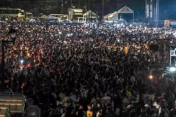 Milhares de devotos participam da procissao do Nazareno Negro nas Filipinas 2 700x466 1