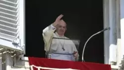 Quien está habitado por la caridad, va más allá de los mandamientos, dijo el Papa 2 O mal nunca pode vir de Deus assegura o Papa Francisco 1 700x394 1