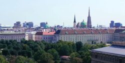 1280px Panorama Wien Sommer 2015