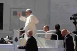 Se crea expectativa por saber qué dijo el Papa en el documental de Disney sobre el caso Gaztelueta 2 Pope