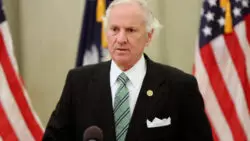 Senado de Carolina del Sur prohíbe aborto después de 6ta semana de gestación 2 mcmaster