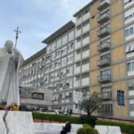 Papa Francisco volta ao hospital para realizacao de exames medicos 700x394 1