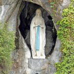 480px France 002009 Our Lady of Lourdes 15774765182