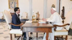 Presidente de Madagascar e recebido em audiencia pelo Papa Francisco 1 700x394 1