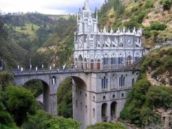 Nuestra Senora de las Lajas Santuario 2