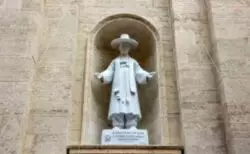 Entronizada estatua del mártir coreano San Andrés Kim en la Basílica de San Pedro 2 Sin titulo 15
