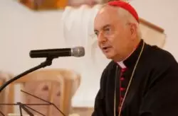Para traer la paz, confesión sacramental: Cardenal Piacenza 2 Sin titulo 18