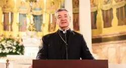 Obispo de Brooklyn castiga a párroco que permitió un video lascivo en su iglesia 2 7 1