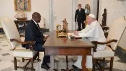 El Papa Francisco recibe la visita del presidente de la República Centroafricana 2 5 2