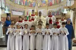 Ocho niños hacen la primera comunión en Gaza 2 Sin titulo 5