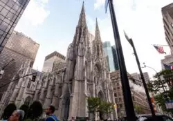 La misa ‘travesti’ en la Catedral de Saint Patrick, y el cuasi mutismo de la Arquidiócesis 2 dana andreea gheorghe TjtC7hs3Pgc unsplash