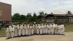 22 diáconos fueron ordenados en Costa de Marfil 2 5 2