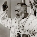 Fotografias ineditas de Sao Pio de Pietrelcina se tornarao publicas