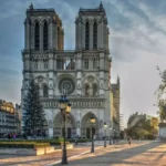 Vitrais modernos serao instalados na Catedral de Notre Dame em Paris 700x483 1