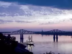 Se realizará la primera Procesión Eucarística por el río Misisipi 2 6 2