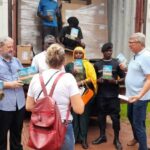 Igreja Catolica no Brasil envia milhares de Biblias para Guine Bissau